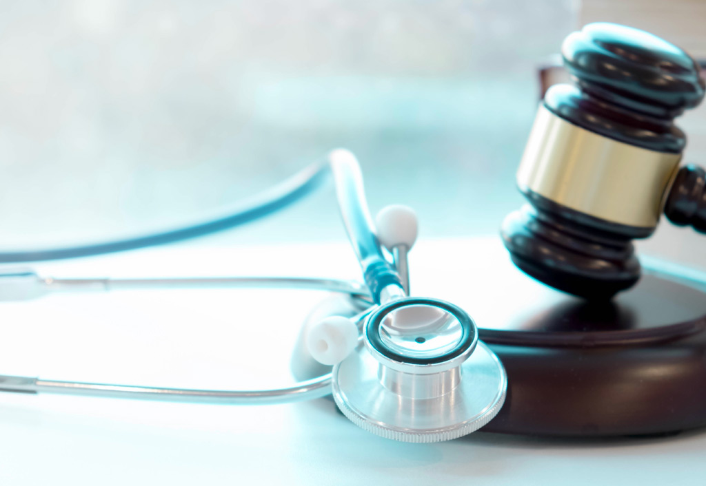 Dirigenti medici: riconosciuto anche il danno non patrimoniale in caso di mancato conferimento dell’incarico