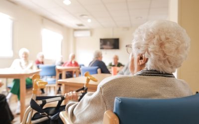 Alzheimer e RSA: quanto costa l’assistenza e perché molte famiglie possono ottenere il rimborso