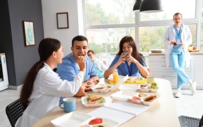 Smartphone di lavoro usato anche a casa? Attenzione alla privacy dei pazienti
